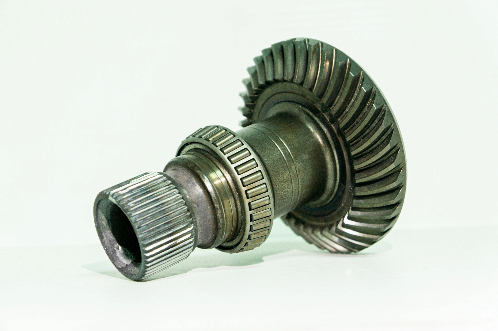 A6MF1/2/3 ix35 2.0L Вал раздаточной коробки 1