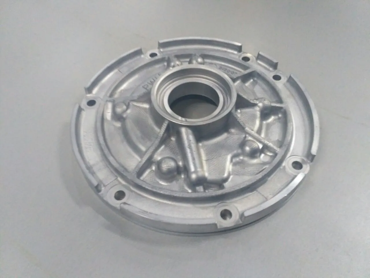 4L60E Корпус насоса 2