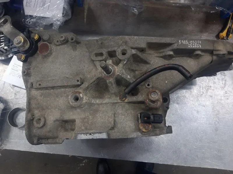 Корпус Mazda MPV 4